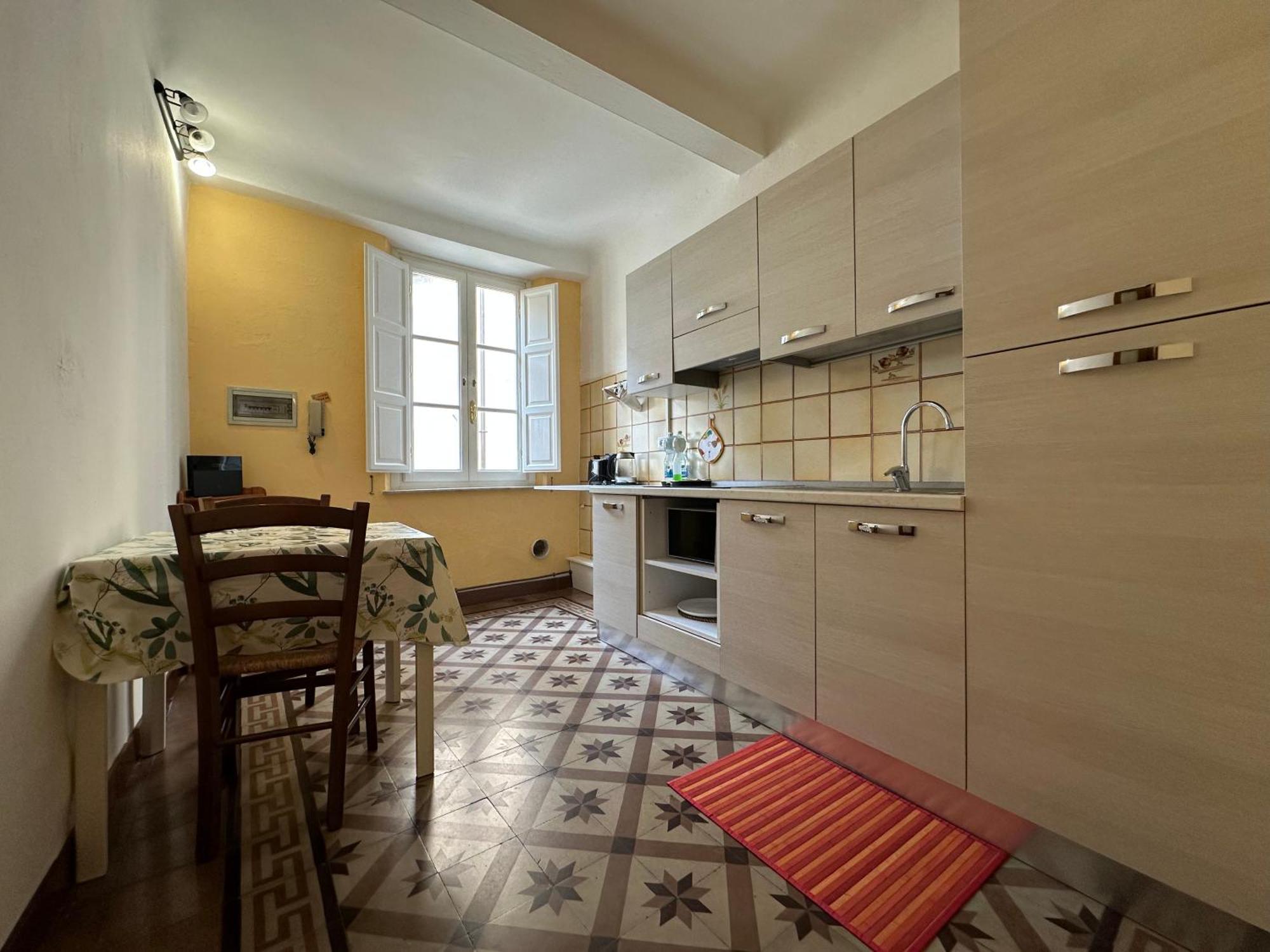 Bilocale Economico, In Pieno Centro A Lucca Lägenhet Exteriör bild