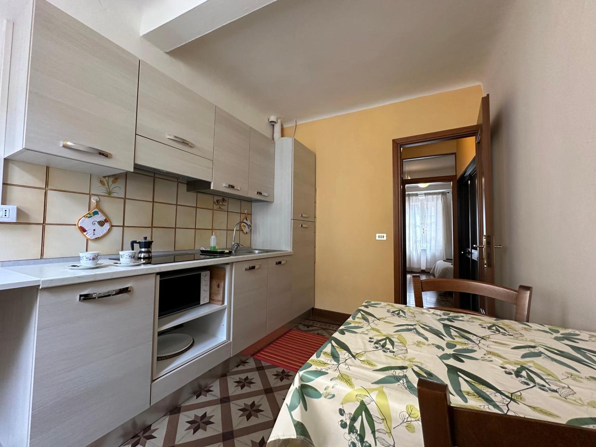 Bilocale Economico, In Pieno Centro A Lucca Lägenhet Exteriör bild
