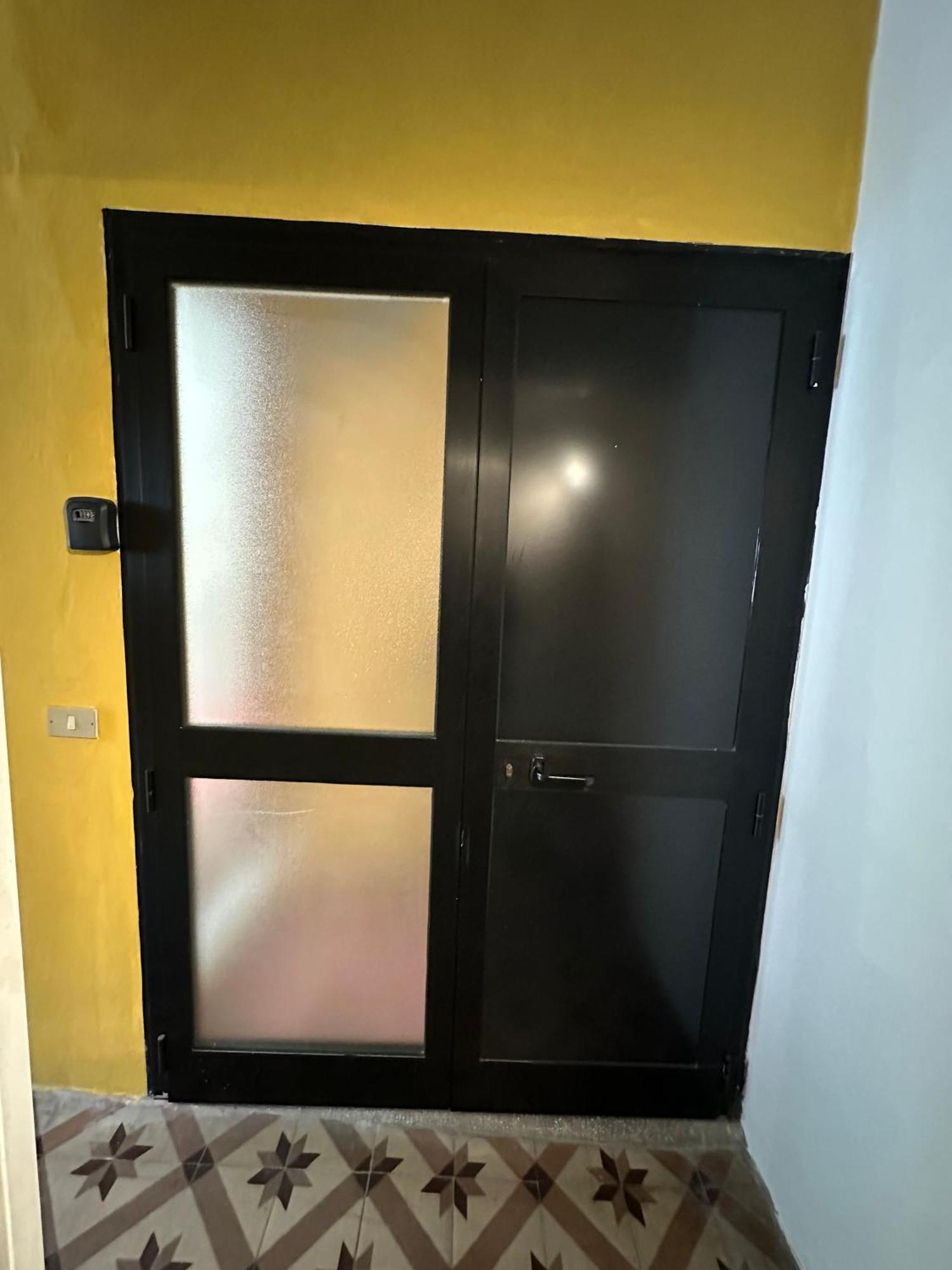 Bilocale Economico, In Pieno Centro A Lucca Lägenhet Exteriör bild